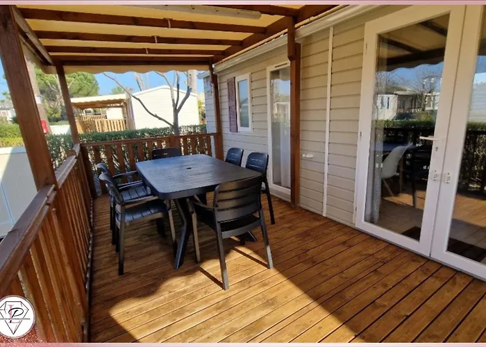 Les Sables Du Midi, *